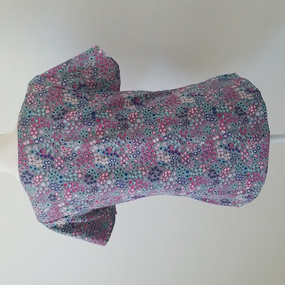 VERA BRADLEY Floral Scrub Top - Picture 5 of 7